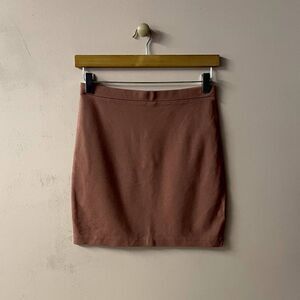 Forever 21 Rose Pink Zip Closure Mini Skirt Size M NWOT